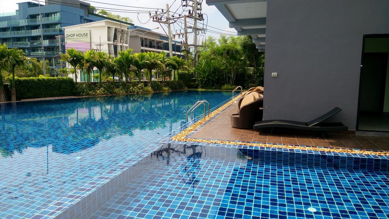 Dusit Grand View *