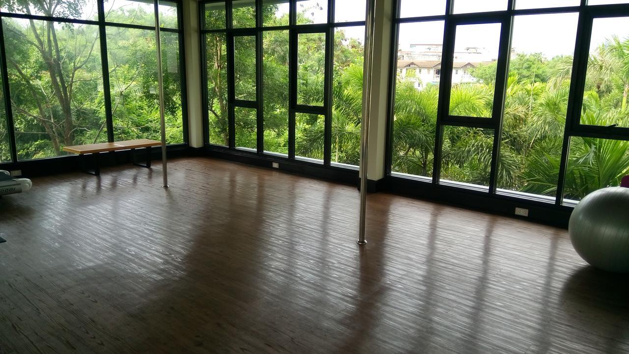 Dusit Grand View Apartment *